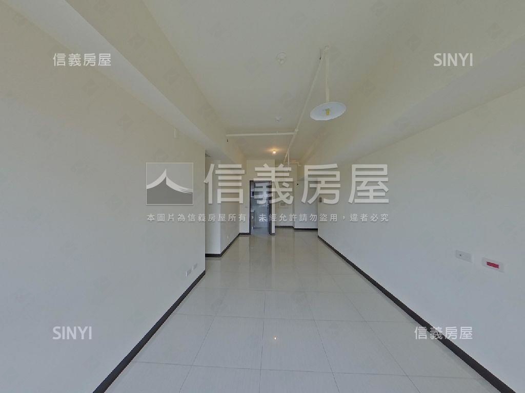 新埔英倫公園三房車位房屋室內格局與周邊環境