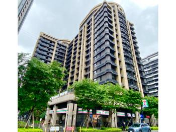 雙江翠露臺戶兩房車位