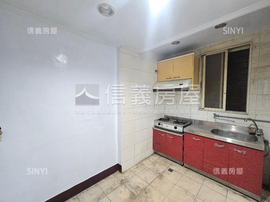 三重小資三房好屋房屋室內格局與周邊環境