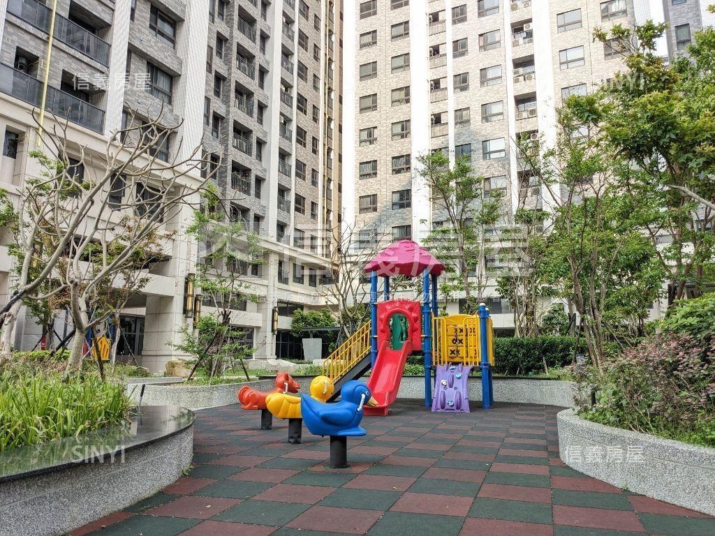 質感興時代高樓層視野三房房屋室內格局與周邊環境