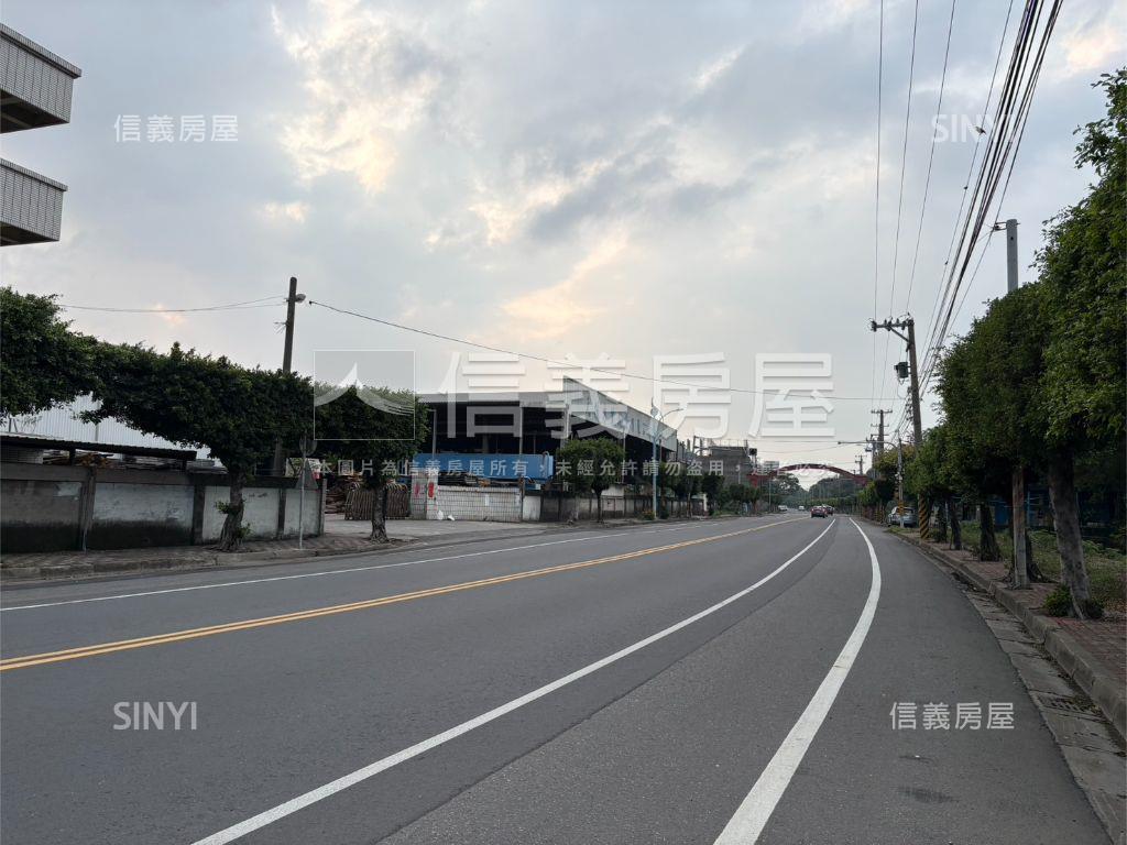 屋況佳！伸港輕屋齡別墅房屋室內格局與周邊環境
