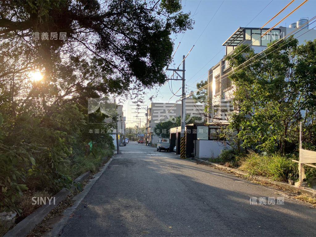 屋況佳！伸港輕屋齡別墅房屋室內格局與周邊環境