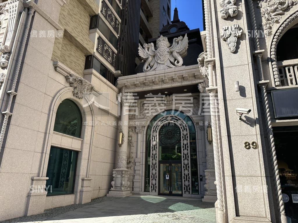 君邑富疆稀有三角店面房屋室內格局與周邊環境