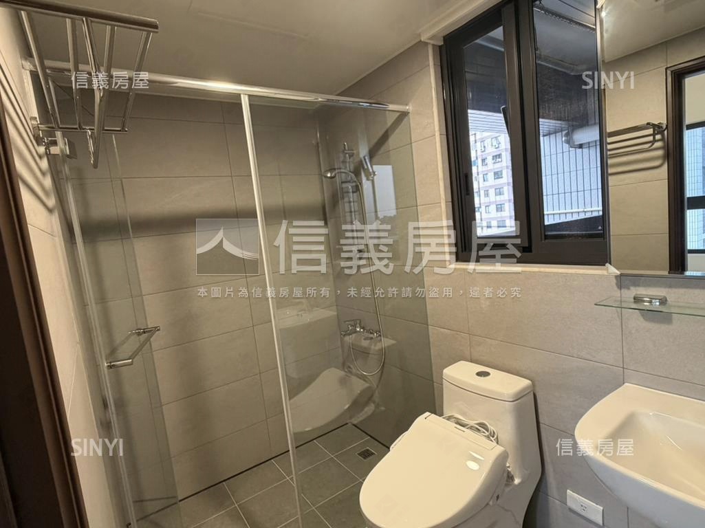 寶欣上漾近交流道三房車位房屋室內格局與周邊環境