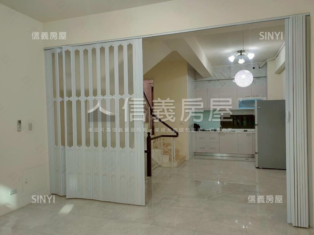 和美國小旁美別墅房屋室內格局與周邊環境