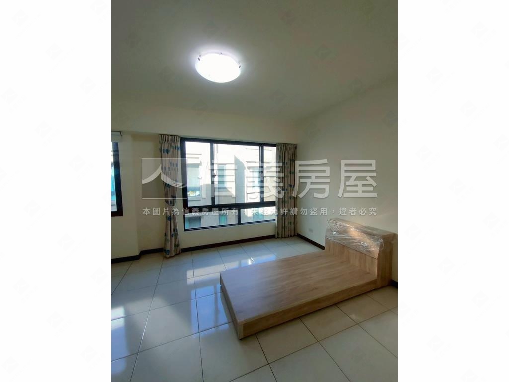 和美國小旁美別墅房屋室內格局與周邊環境
