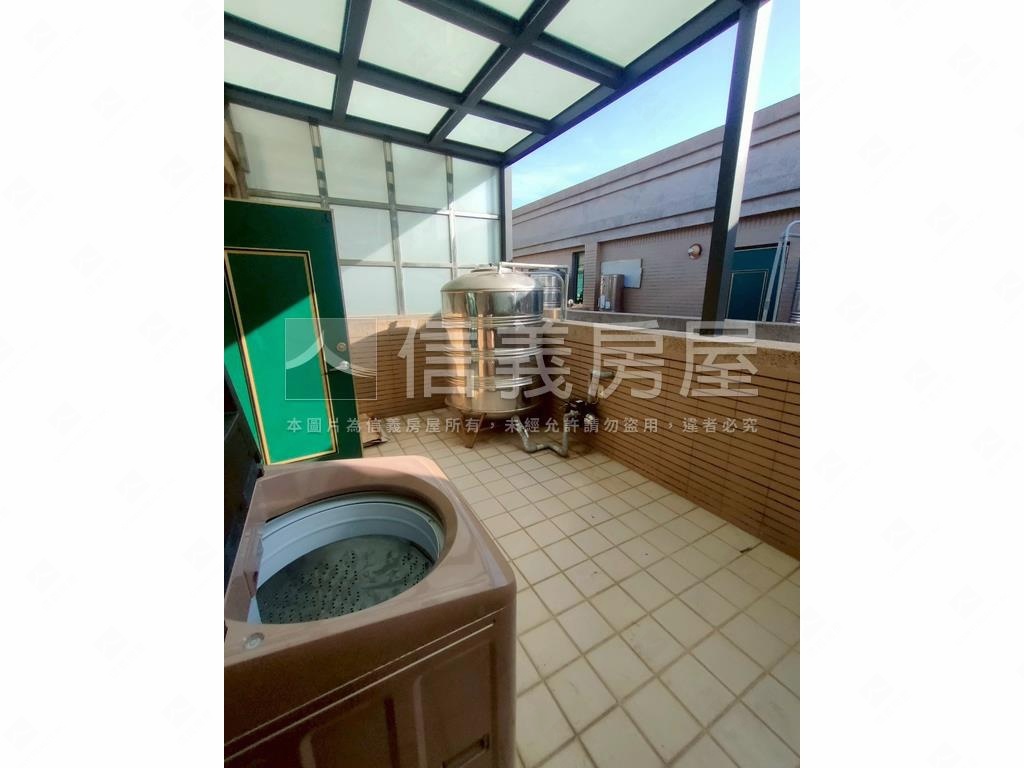 和美國小旁美別墅房屋室內格局與周邊環境