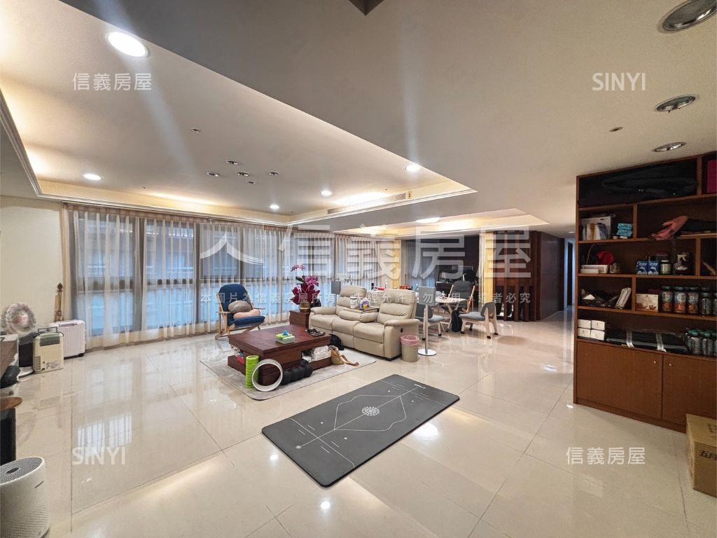 福樺高樓謐境奢華豪邸房屋室內格局與周邊環境