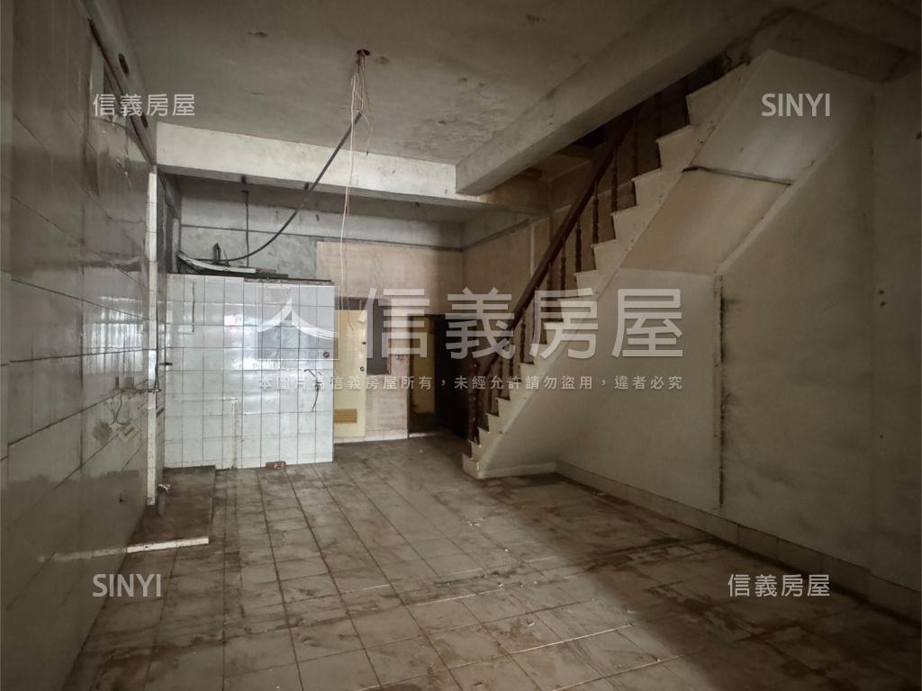 海佃路一段店面房屋室內格局與周邊環境