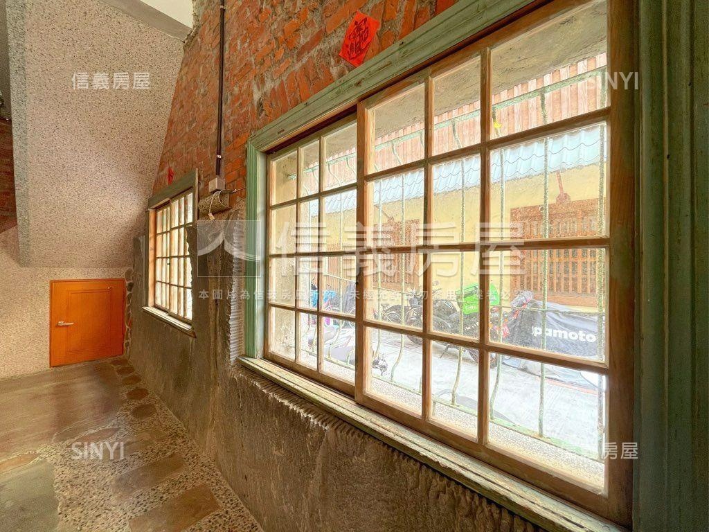 西子灣‧濱海一路透店Ｂ房屋室內格局與周邊環境