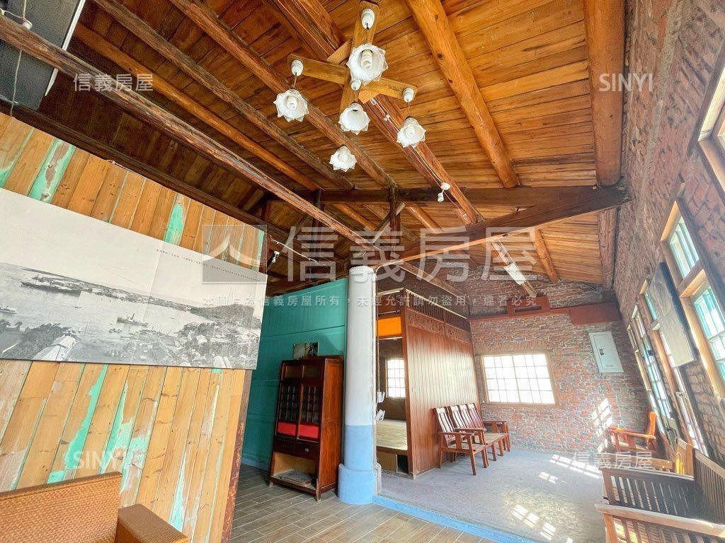 西子灣‧濱海一路透店Ｂ房屋室內格局與周邊環境