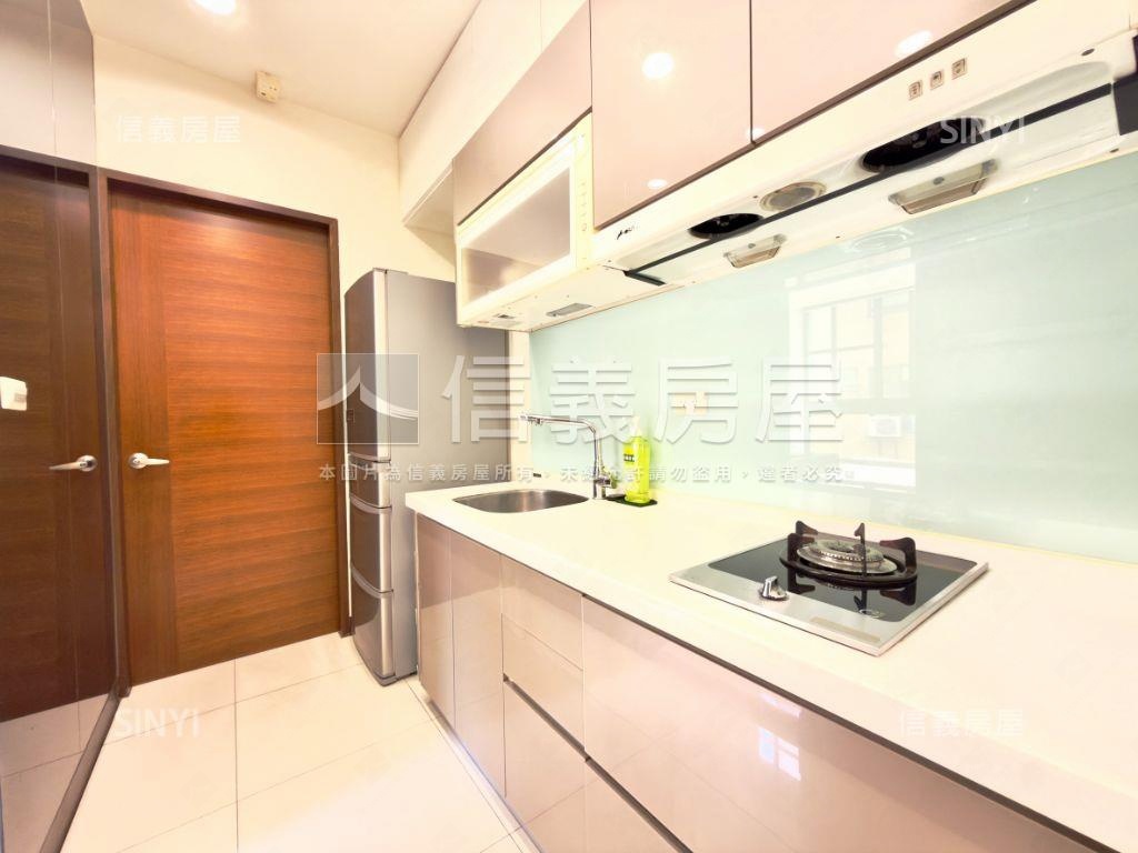 農十六輕軌高樓兩房車位房屋室內格局與周邊環境