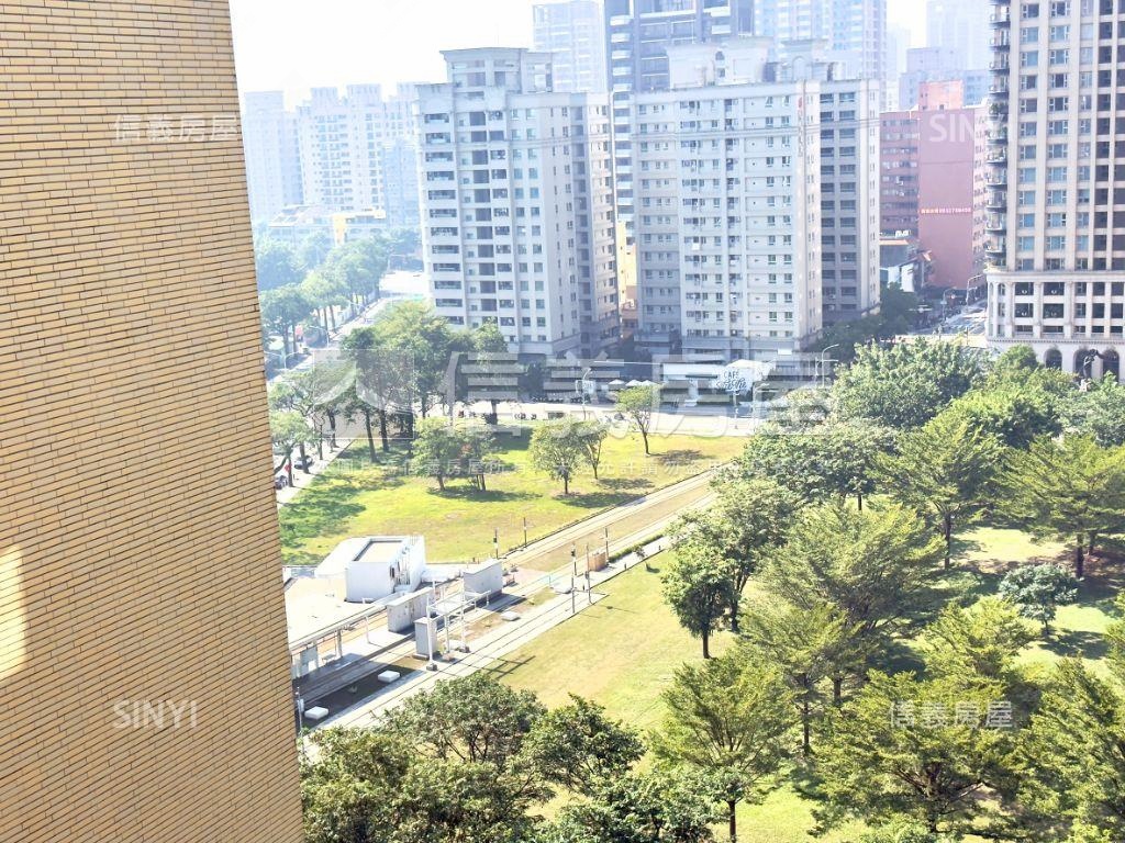 農十六輕軌高樓兩房車位房屋室內格局與周邊環境