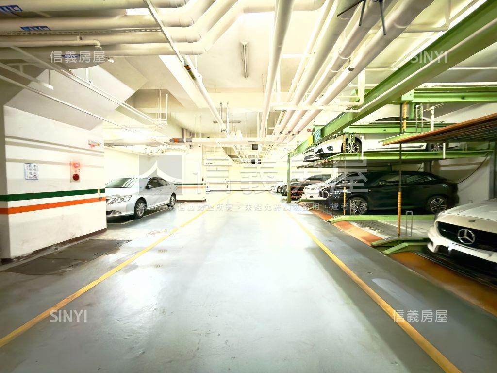農十六輕軌高樓兩房車位房屋室內格局與周邊環境