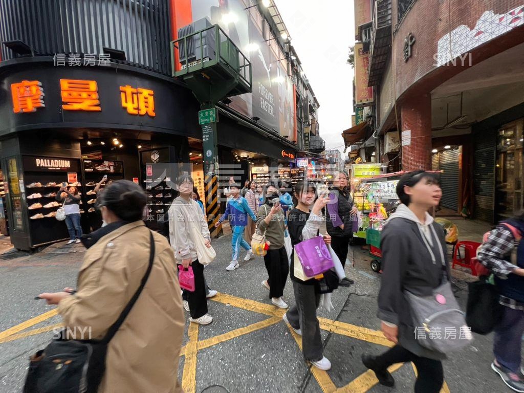 士林夜市黃金大店面房屋室內格局與周邊環境