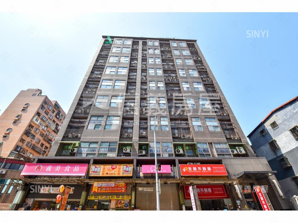 ⭐東方文華平面車位房屋室內格局與周邊環境