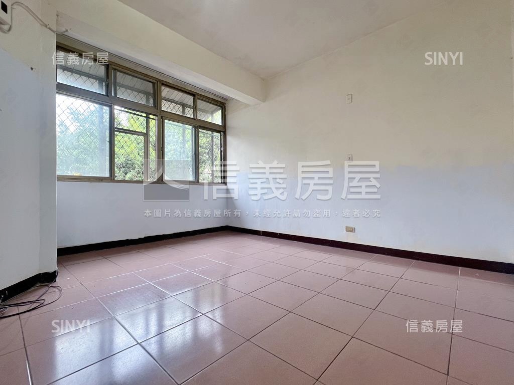 稀有興華面公園三房美寓房屋室內格局與周邊環境