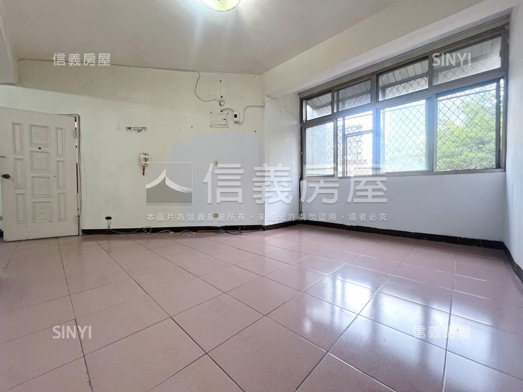 稀有興華面公園三房美寓房屋室內格局與周邊環境