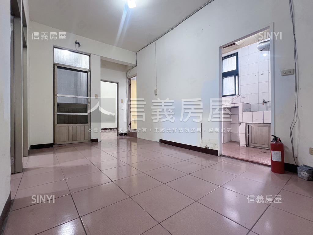 稀有興華面公園三房美寓房屋室內格局與周邊環境