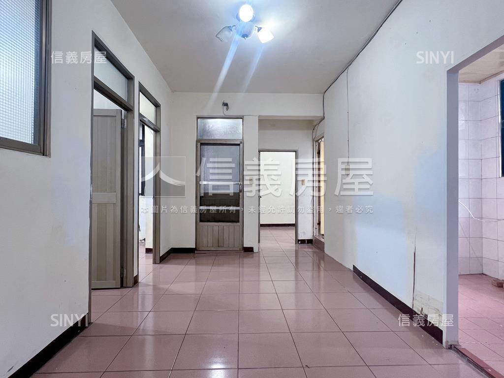 稀有興華面公園三房美寓房屋室內格局與周邊環境