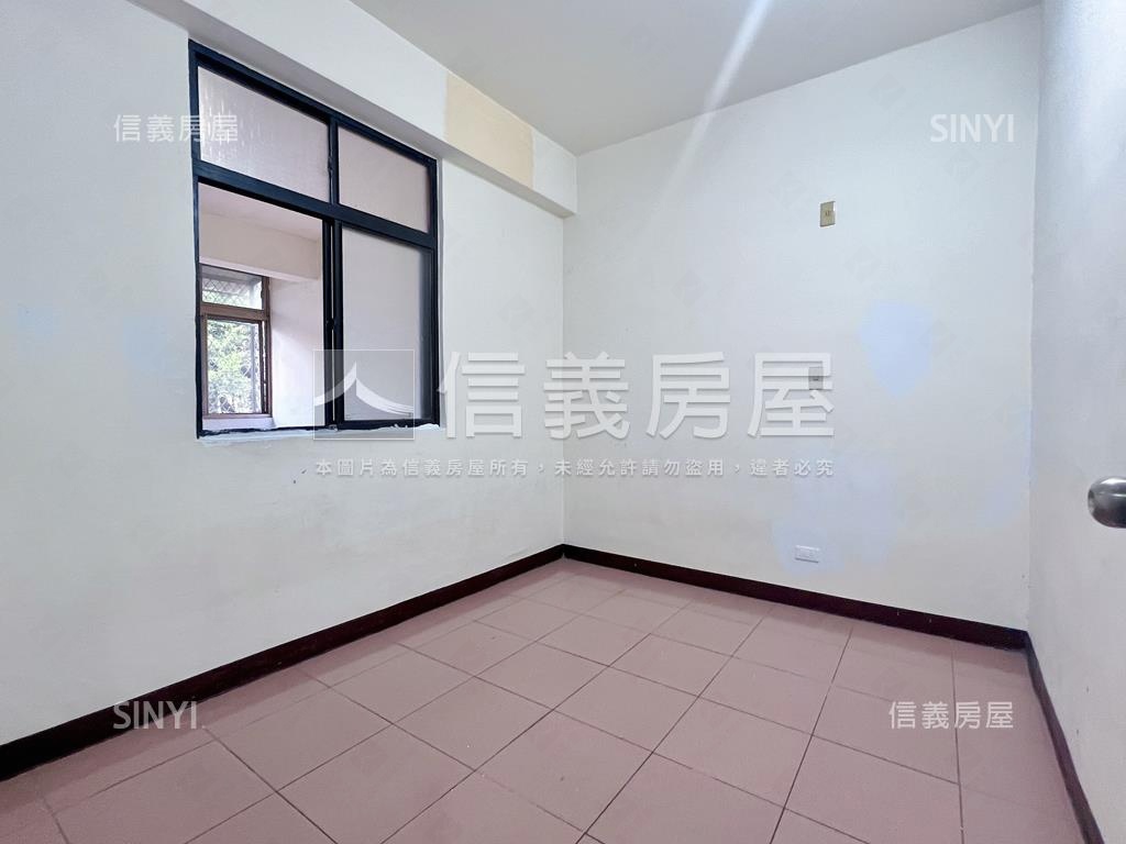 稀有興華面公園三房美寓房屋室內格局與周邊環境