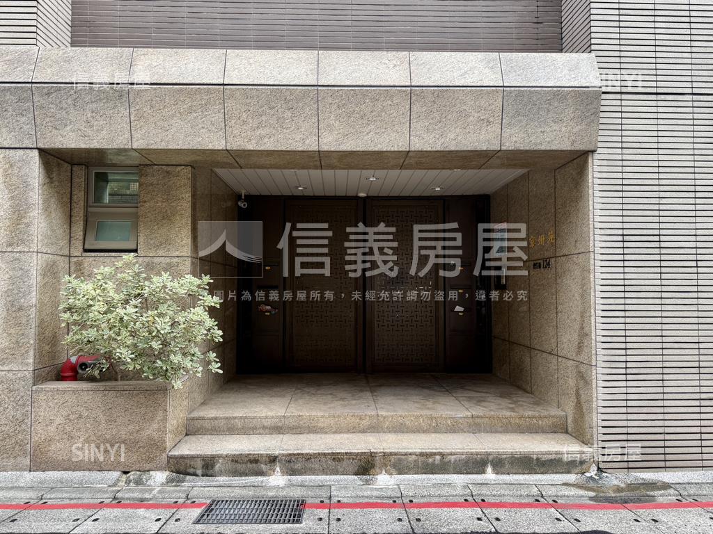 潛銷～空中花園★捷運美宅房屋室內格局與周邊環境