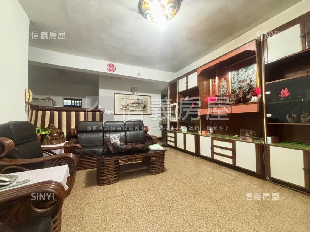 和興路靜巷２樓房屋室內格局與周邊環境