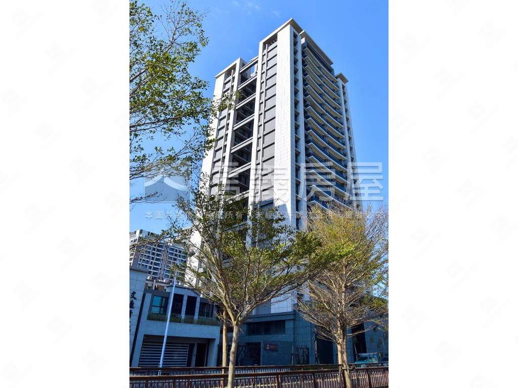 縣三安興國小旁金店面房屋室內格局與周邊環境
