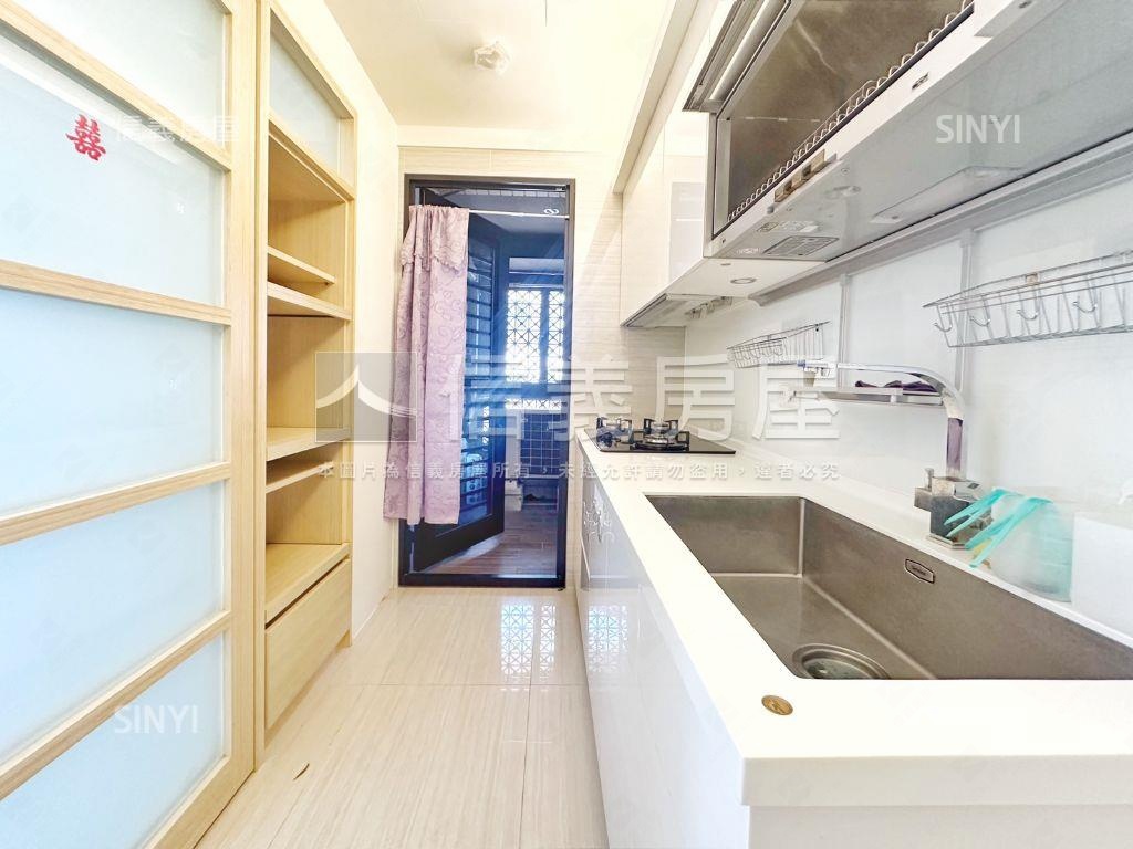 雙捷晶華邊間高樓兩房房屋室內格局與周邊環境