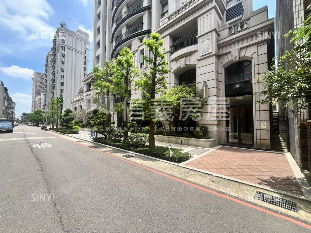 鼎藏三主臥房三平面車位房屋室內格局與周邊環境