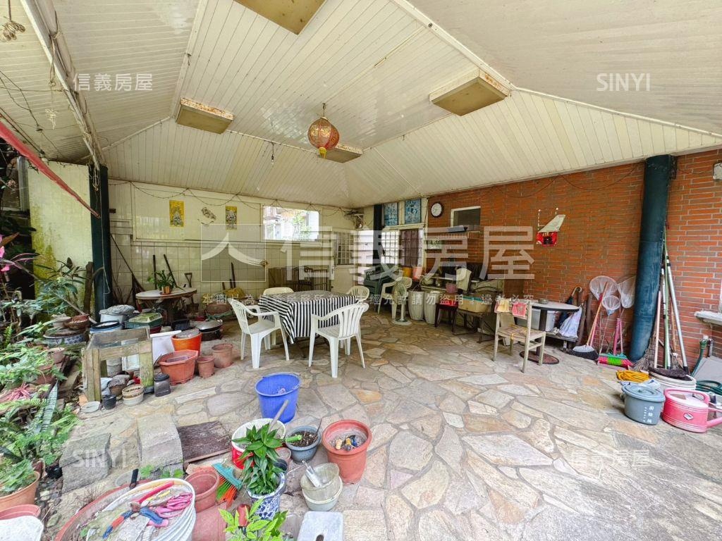 伯爵夫人稀有釋出庭園戶房屋室內格局與周邊環境