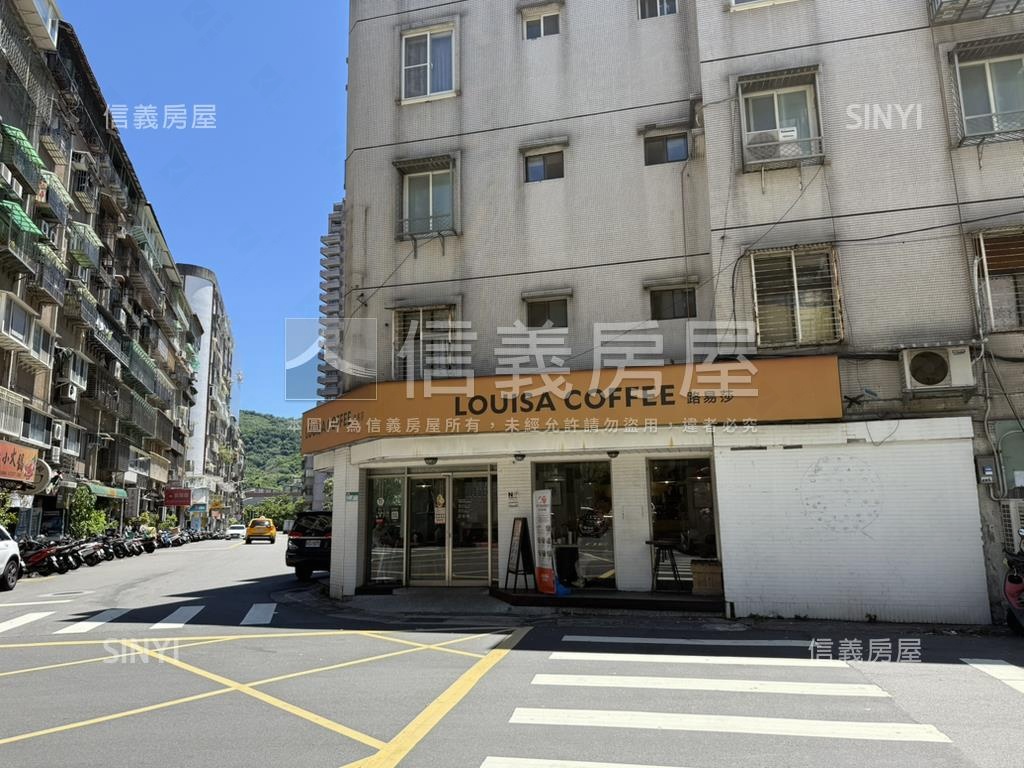 天母知名連鎖店金店面房屋室內格局與周邊環境