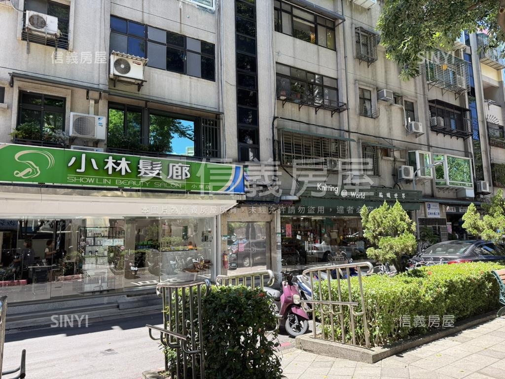 天母知名連鎖店金店面房屋室內格局與周邊環境