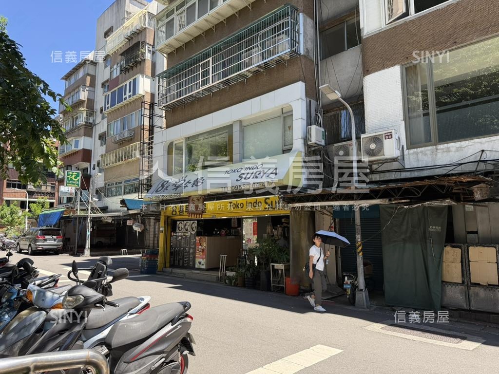天母知名連鎖店金店面房屋室內格局與周邊環境