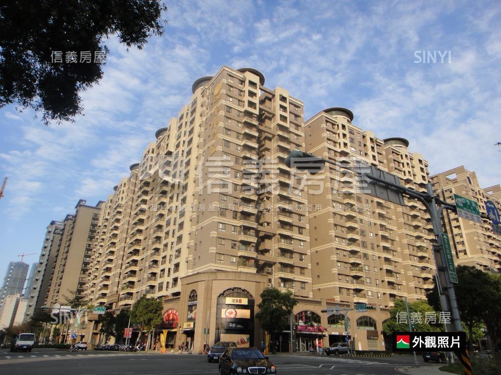 家樂福Ｕ未來高樓中庭美景房屋室內格局與周邊環境