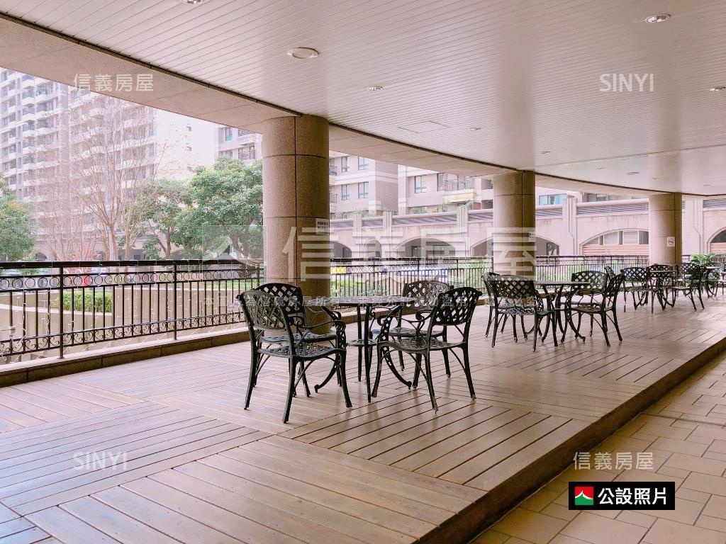家樂福Ｕ未來高樓中庭美景房屋室內格局與周邊環境