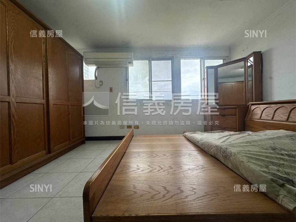 復興學區次頂樓三房平車房屋室內格局與周邊環境