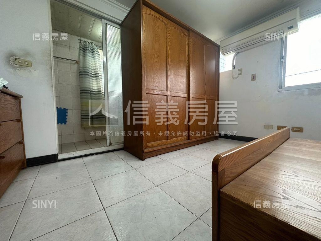 復興學區次頂樓三房平車房屋室內格局與周邊環境