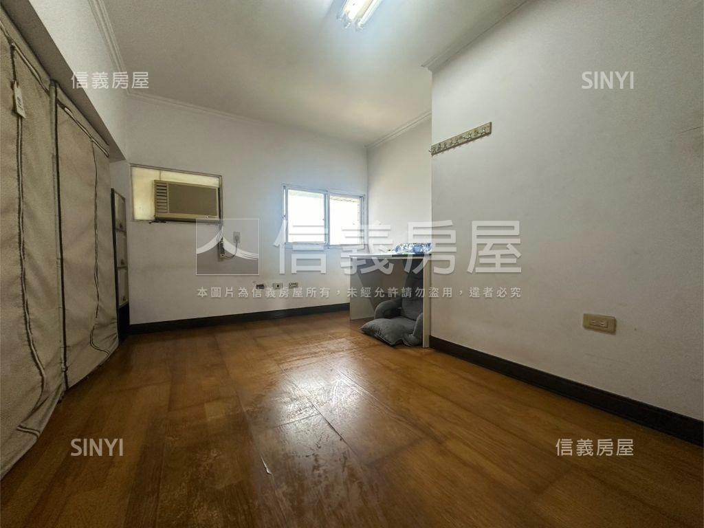 復興學區次頂樓三房平車房屋室內格局與周邊環境