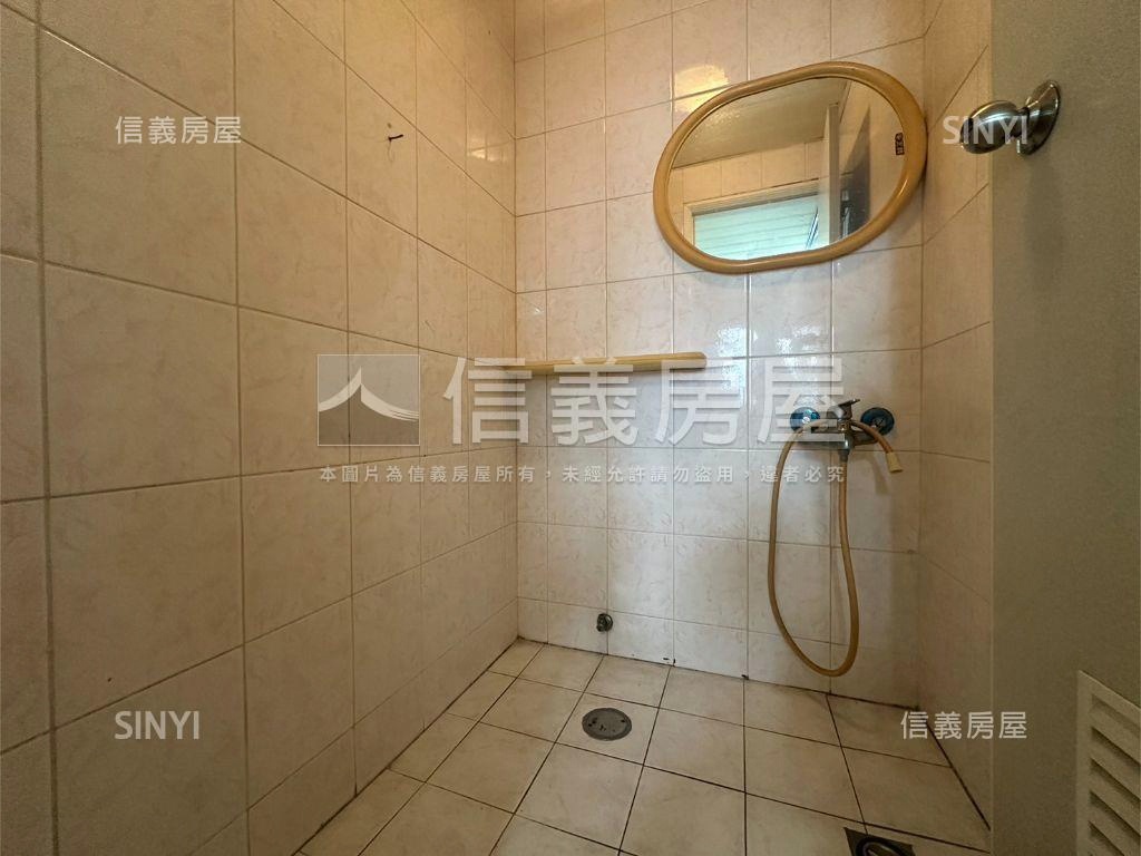 復興學區次頂樓三房平車房屋室內格局與周邊環境