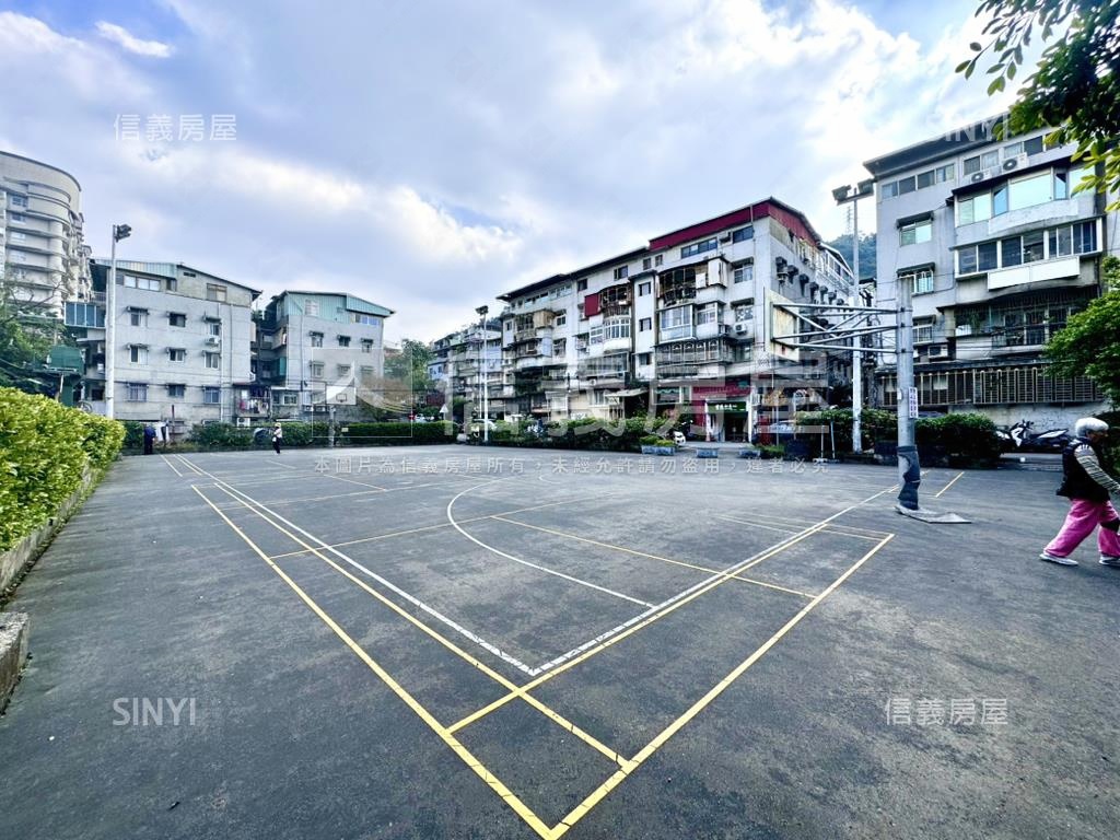 寶興三樓吉品房屋室內格局與周邊環境