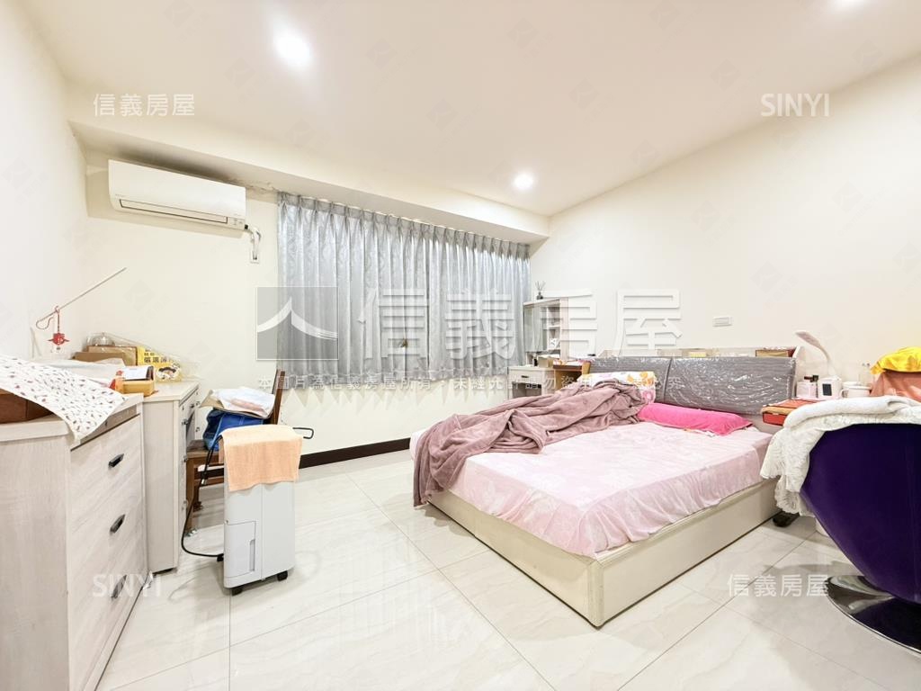 建國一路正路稀有翻新透店房屋室內格局與周邊環境