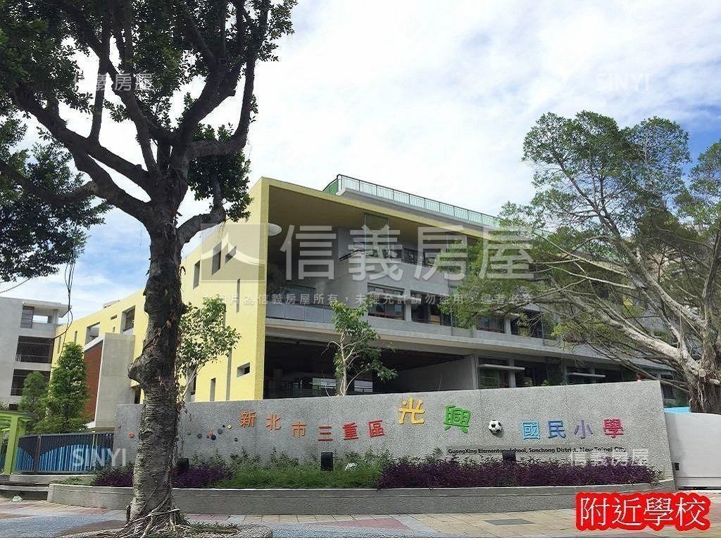 高樓河景４房車位房屋室內格局與周邊環境
