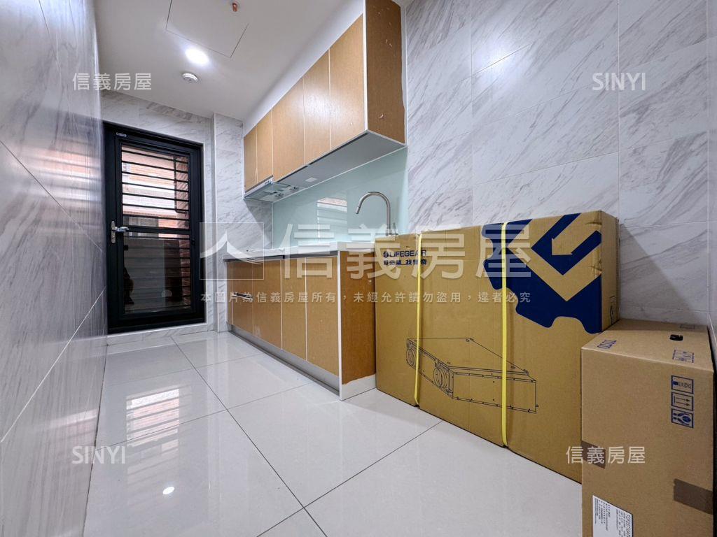 中路－君邑富永美三房車位房屋室內格局與周邊環境