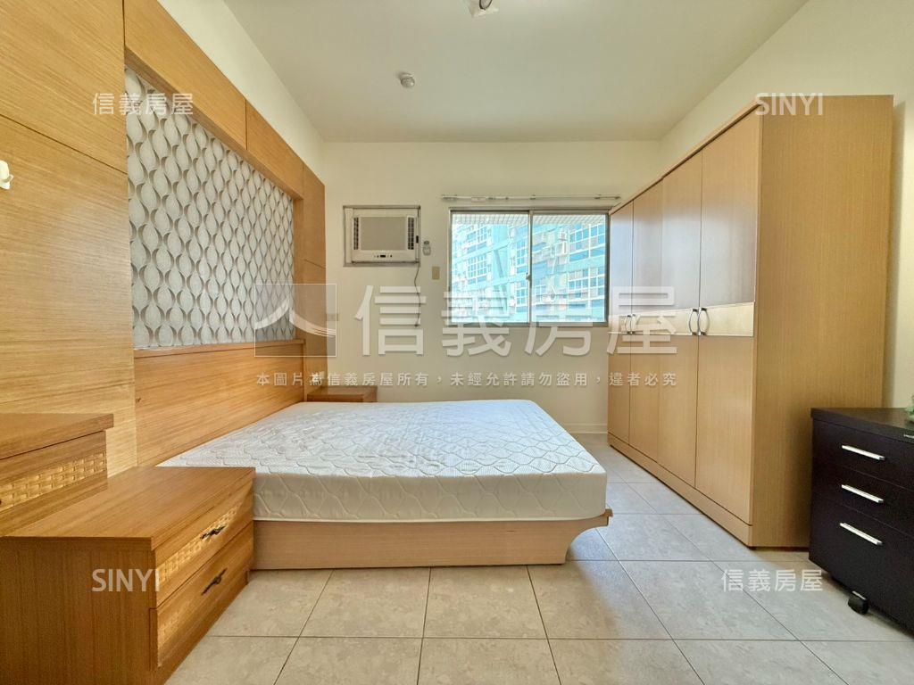 中華勝利商圈兩房車位房屋室內格局與周邊環境