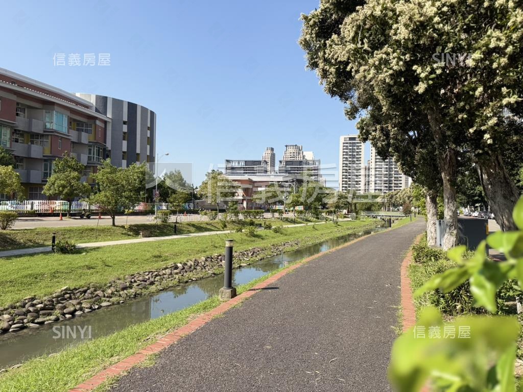 蘭亭序樹梢大戶雙車位房屋室內格局與周邊環境