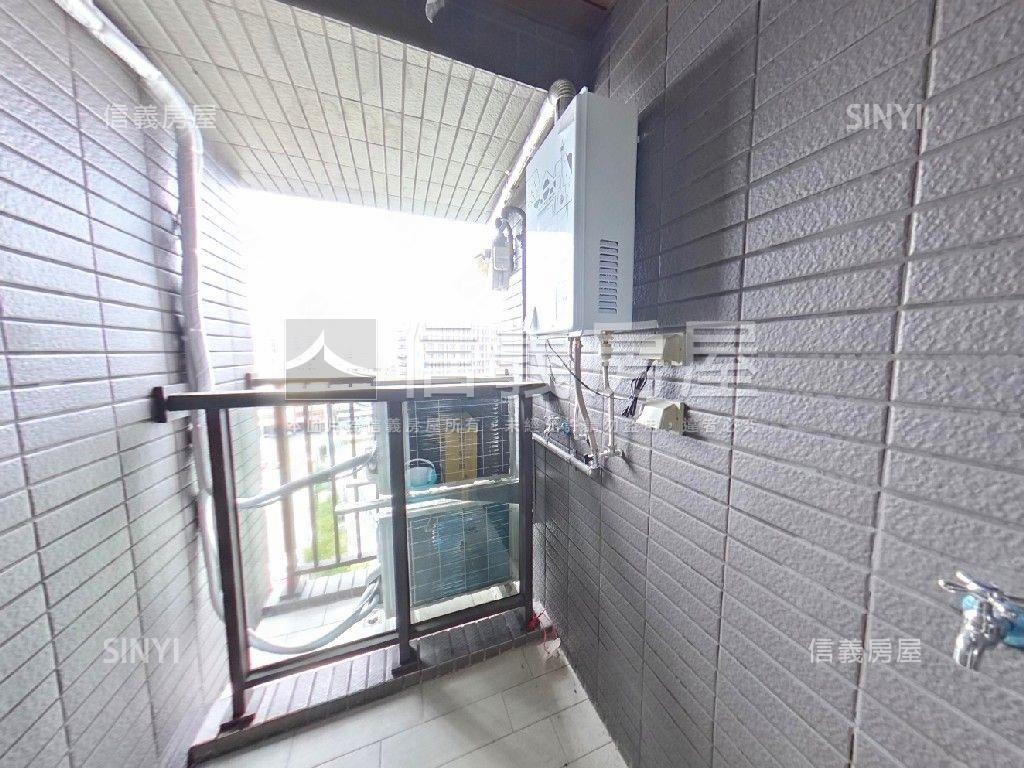 水湳經貿遠雄純寓一房平車房屋室內格局與周邊環境