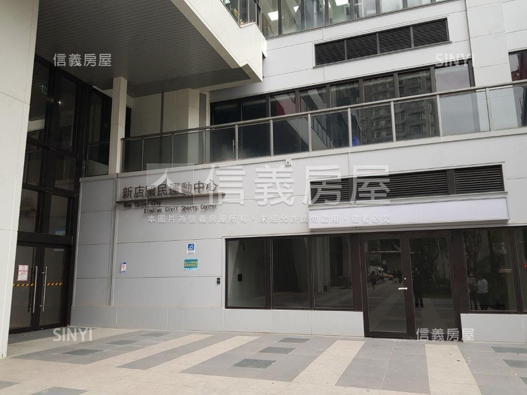 區公所捷運溫馨屋房屋室內格局與周邊環境