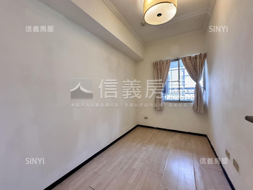 小資首選【五期鑫園兩房】房屋室內格局與周邊環境