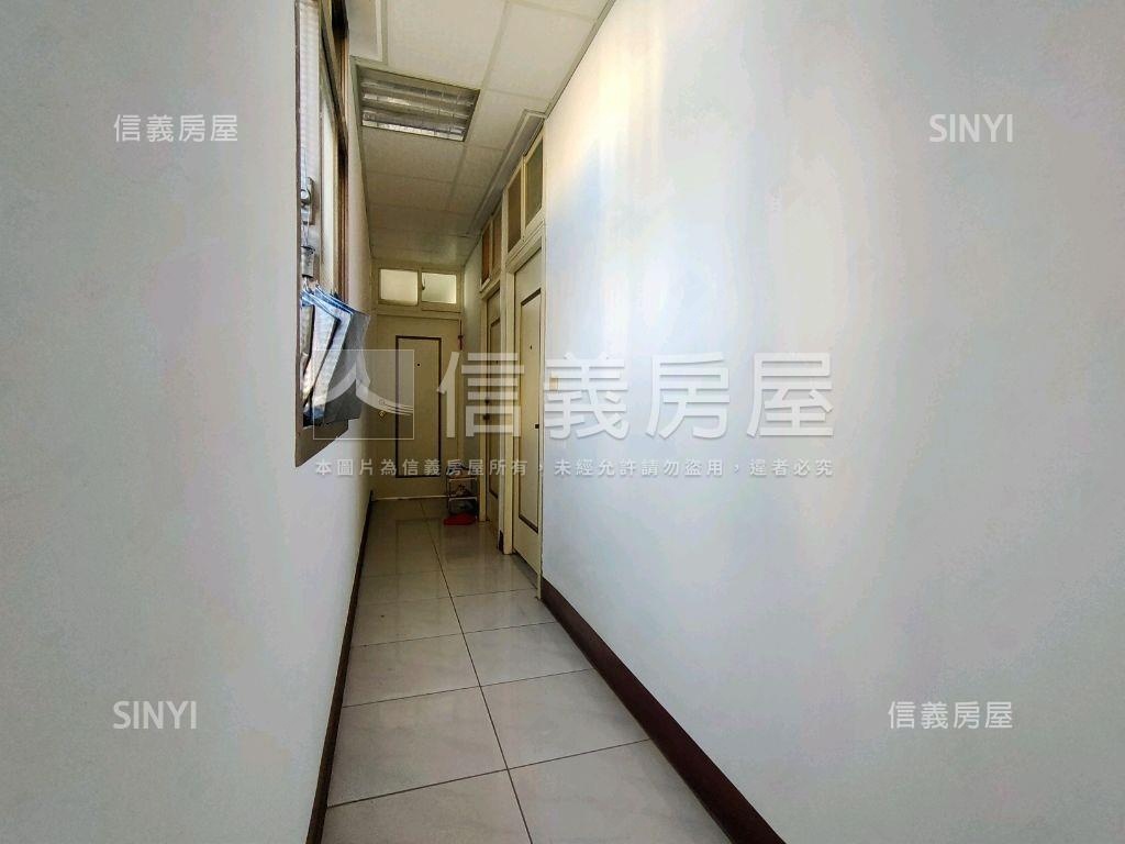 食品路獨棟庭院透天房屋室內格局與周邊環境